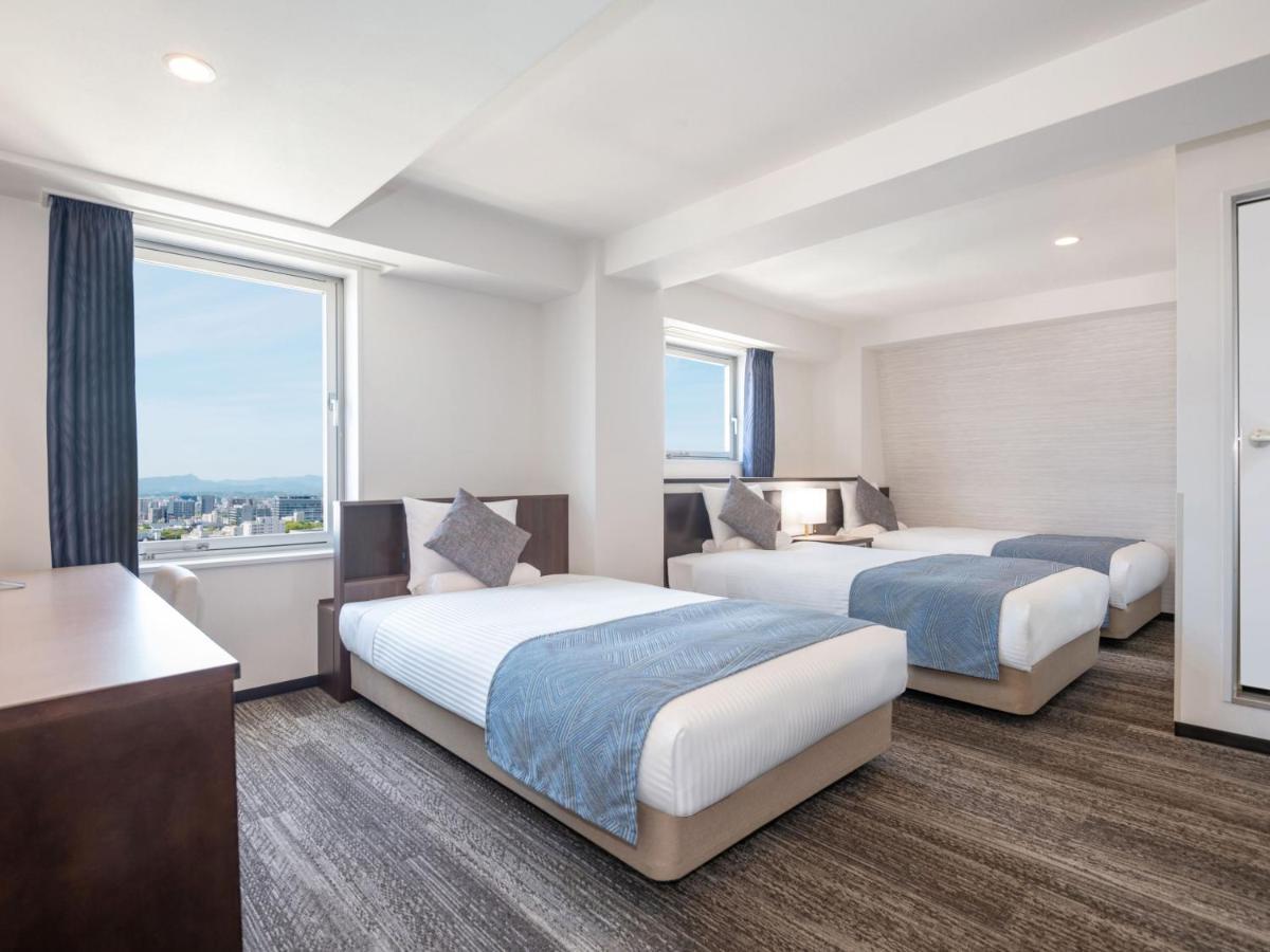 Art Hotel Miyazaki Sky Tower Bagian luar foto