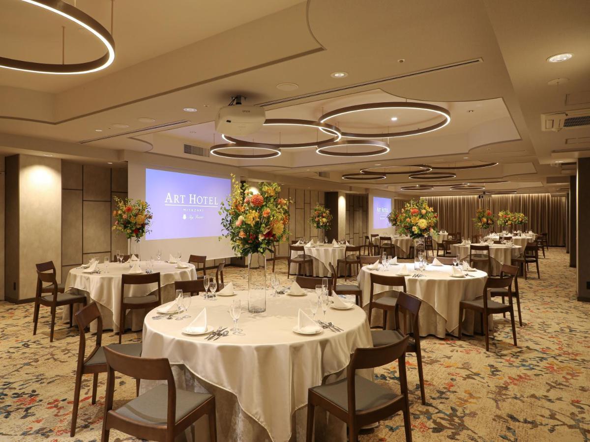Art Hotel Miyazaki Sky Tower Bagian luar foto