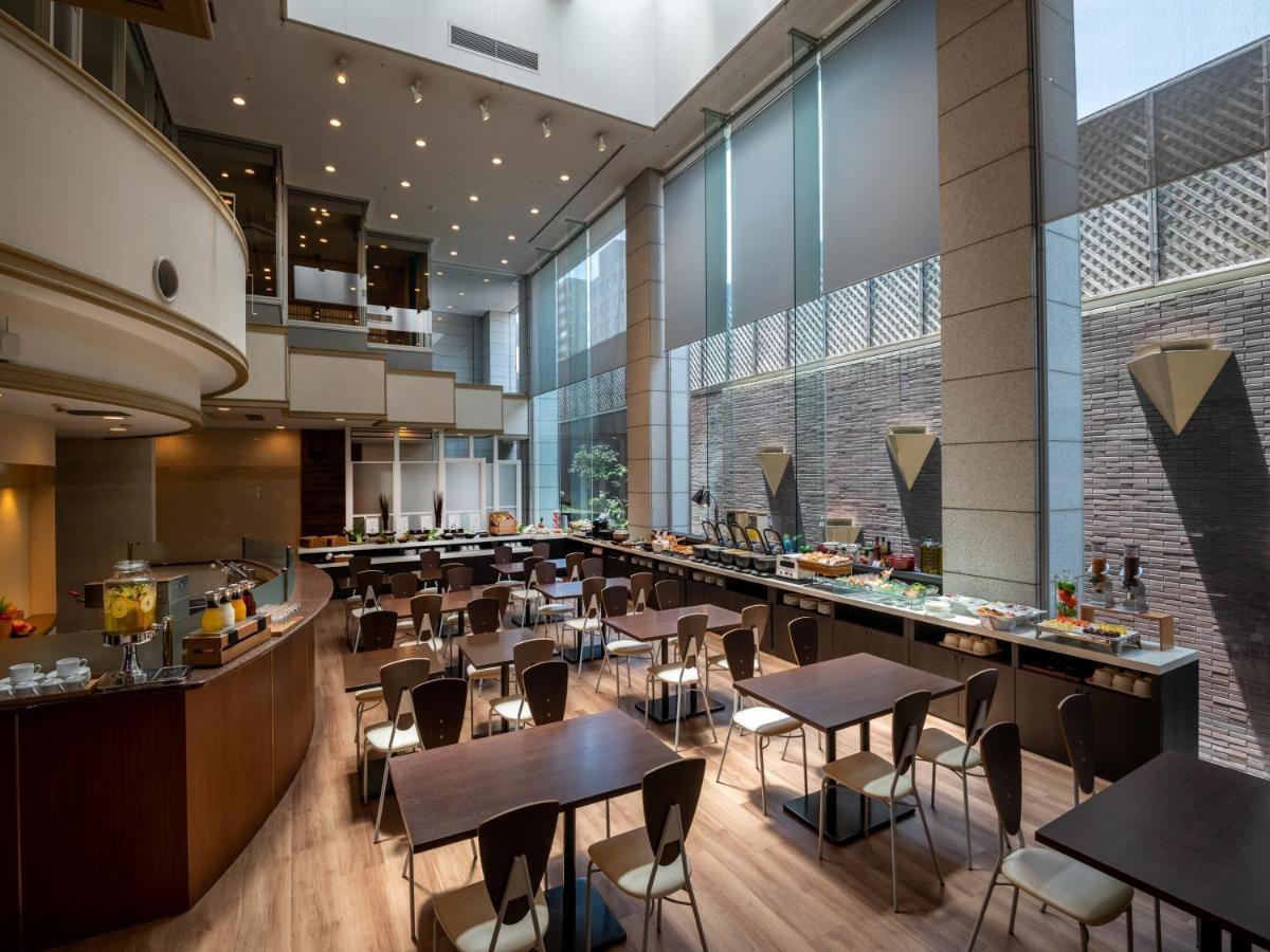Art Hotel Miyazaki Sky Tower Bagian luar foto